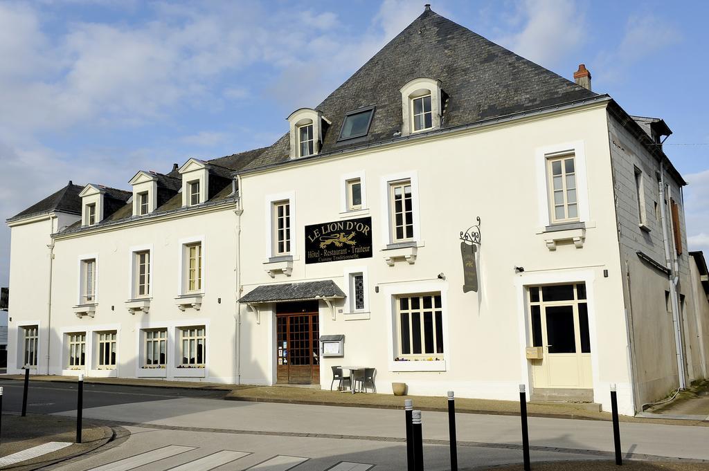 Le Lion D'Or - Logis Hotels - Hotel 2 Etoiles Et Restaurant Ingrandes  Eksteriør bilde